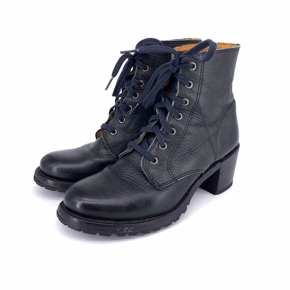 Frye Sabrina 6G Lace Up Black Leather Combat Ankle Boots Size 8.5 Lug Sole $438